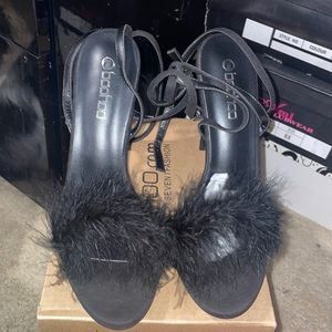 Black feather heel sandal